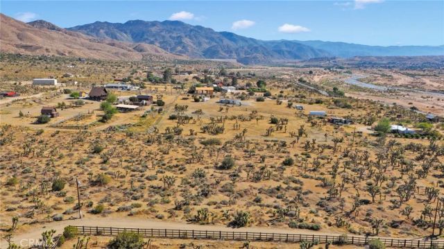 2 Lamprey, Apple Valley, CA 92308