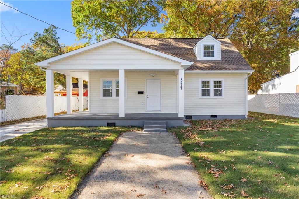 8227 Briarwood CIR, Norfolk, VA 23518