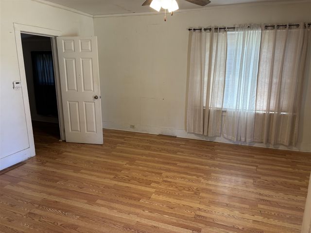 511 Center Avenue, Sturgis, MI 49091