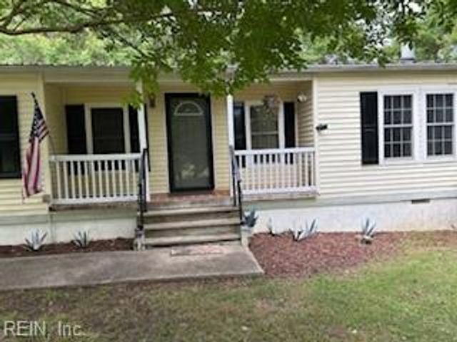 975 Burchs Mill RD, Urbanna, VA 23175