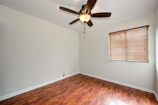 1554 Mill Run Dr, Roseville, CA 95747