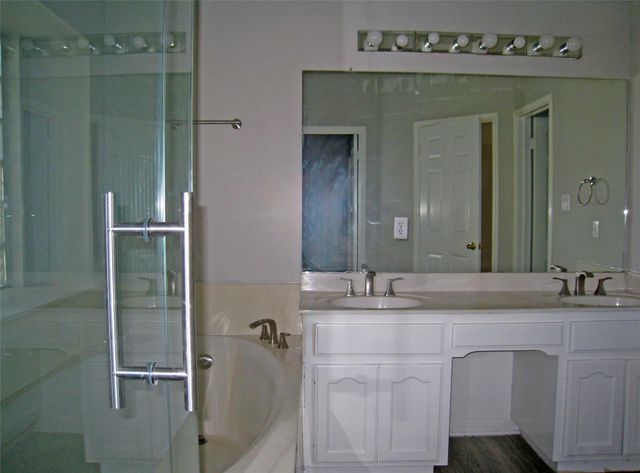 1010 Magnolia CV, Buda, TX 78610