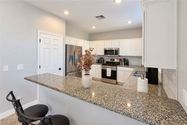 4704 Grey Heron Drive, North Las Vegas, NV 89084