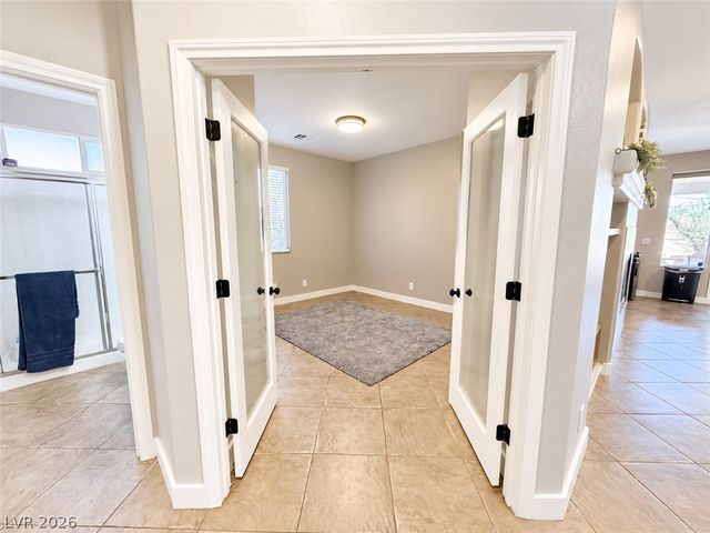 4704 Grey Heron Drive, North Las Vegas, NV 89084