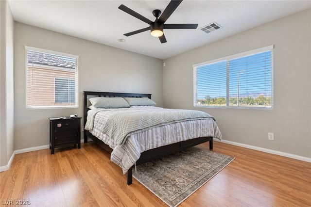 4704 Grey Heron Drive, North Las Vegas, NV 89084
