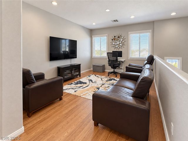 4704 Grey Heron Drive, North Las Vegas, NV 89084