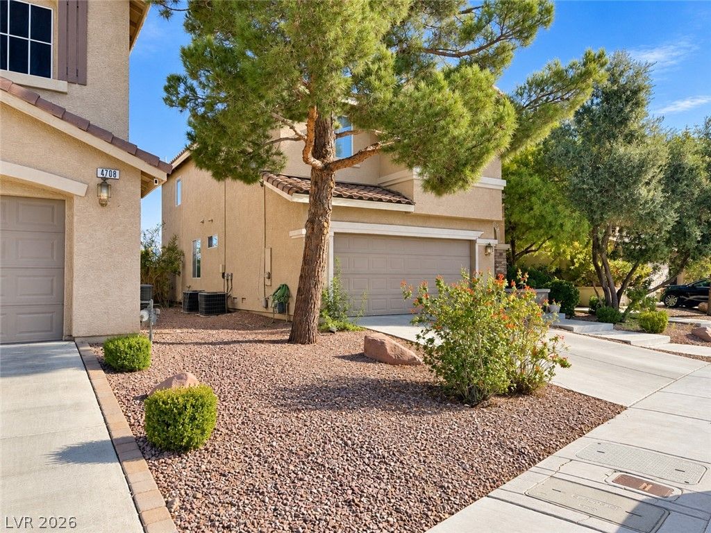 4704 Grey Heron Drive, North Las Vegas, NV 89084 — photo 2