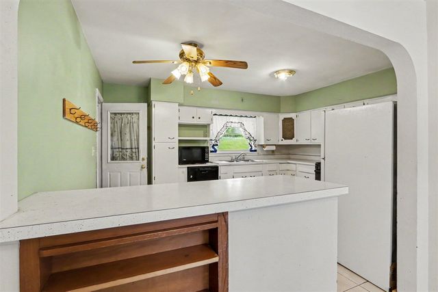 7445 Morgan Road, Battle Creek, MI 49017