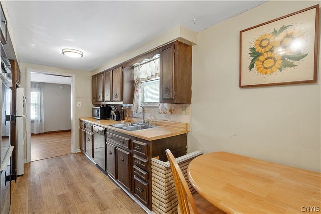 418 Clarence Avenue, Syracuse, NY 13205