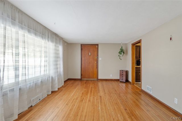 418 Clarence Avenue, Syracuse, NY 13205