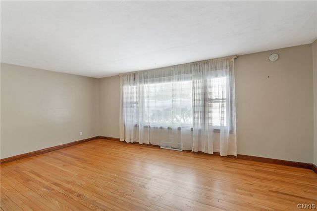 418 Clarence Avenue, Syracuse, NY 13205