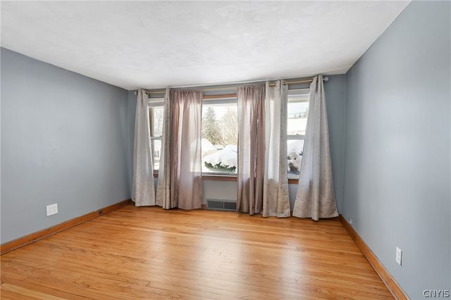 418 Clarence Avenue, Syracuse, NY 13205