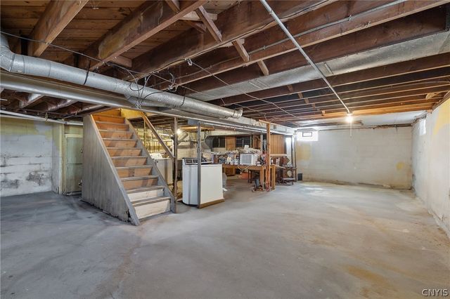 418 Clarence Avenue, Syracuse, NY 13205