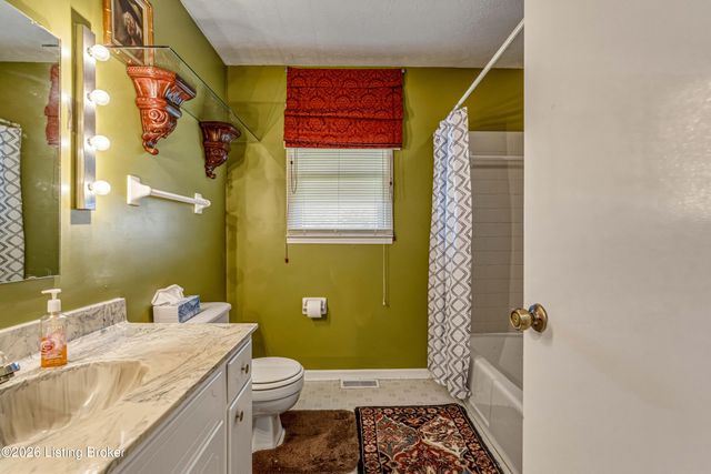 175 Blue Bird Dr, Shelbyville, KY 40065