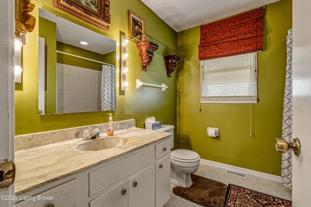 175 Blue Bird Dr, Shelbyville, KY 40065