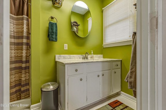 175 Blue Bird Dr, Shelbyville, KY 40065