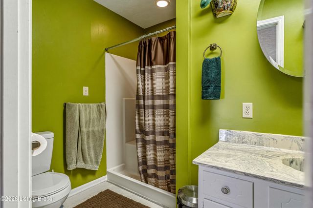 175 Blue Bird Dr, Shelbyville, KY 40065