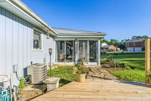 175 Blue Bird Dr, Shelbyville, KY 40065