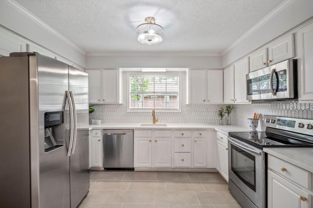 17122 Yeoman Way, Crosby, TX 77532