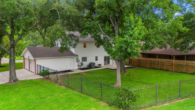 17122 Yeoman Way, Crosby, TX 77532