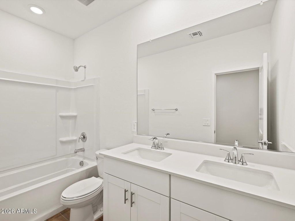 15811 W COTTONTAIL Lane, Surprise, AZ 85387 — photo 5