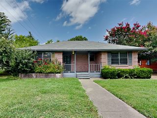 107 Laurel Street, Lancaster, TX 75134