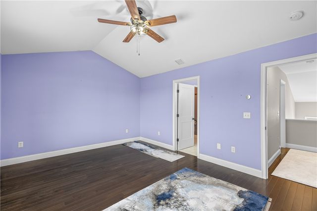 3800 Post Road 4, Warwick, RI 02886