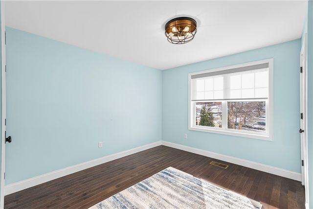 3800 Post Road 4, Warwick, RI 02886