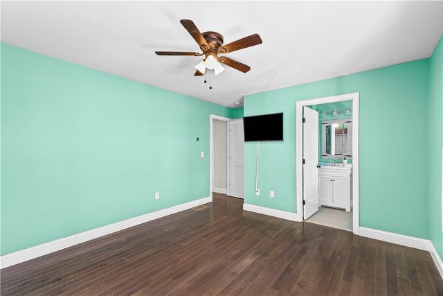 3800 Post Road 4, Warwick, RI 02886