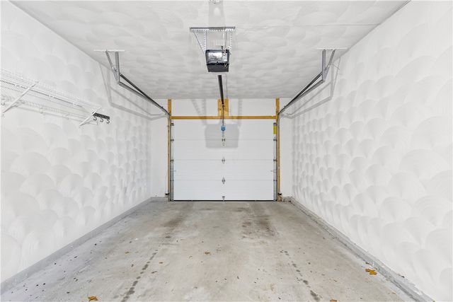 3800 Post Road 4, Warwick, RI 02886