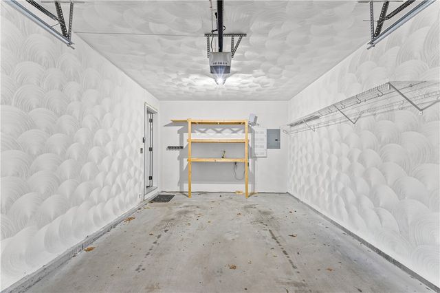 3800 Post Road 4, Warwick, RI 02886