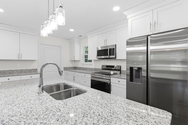 5738 Hickory Fork RD, Gloucester, VA 23061