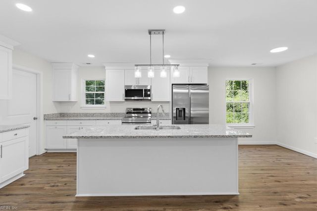 5738 Hickory Fork RD, Gloucester, VA 23061