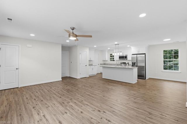 5738 Hickory Fork RD, Gloucester, VA 23061