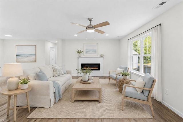 5738 Hickory Fork RD, Gloucester, VA 23061