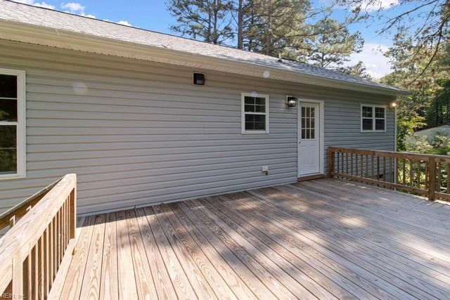 5738 Hickory Fork RD, Gloucester, VA 23061