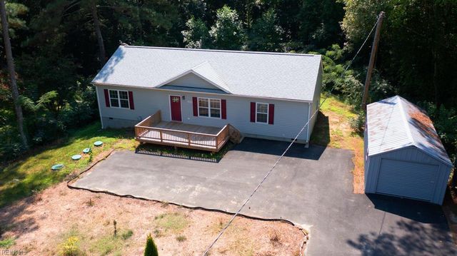 5738 Hickory Fork RD, Gloucester, VA 23061