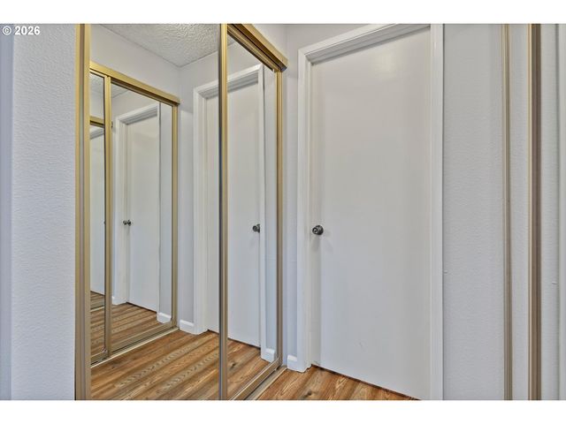 10356 Sw TRAPPER Ter, Beaverton, OR 97008