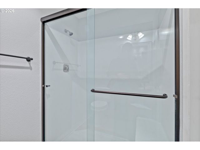 10356 Sw TRAPPER Ter, Beaverton, OR 97008