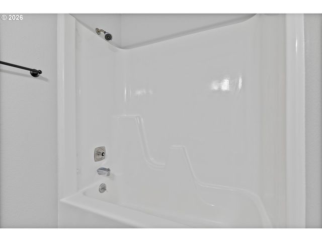 10356 Sw TRAPPER Ter, Beaverton, OR 97008