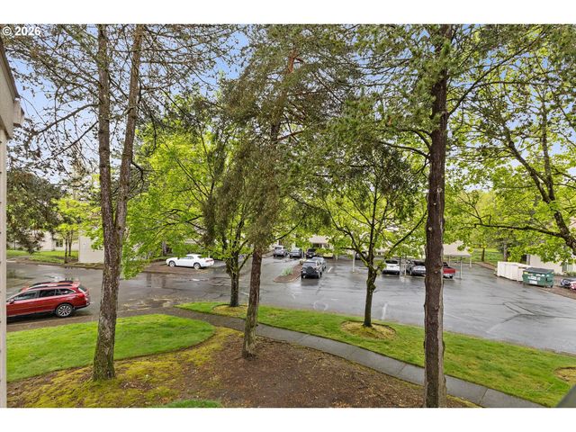 10356 Sw TRAPPER Ter, Beaverton, OR 97008