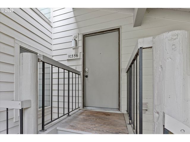 10356 Sw TRAPPER Ter, Beaverton, OR 97008