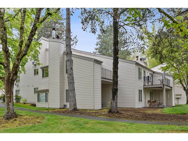 10356 Sw TRAPPER Ter, Beaverton, OR 97008