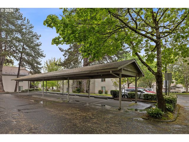 10356 Sw TRAPPER Ter, Beaverton, OR 97008