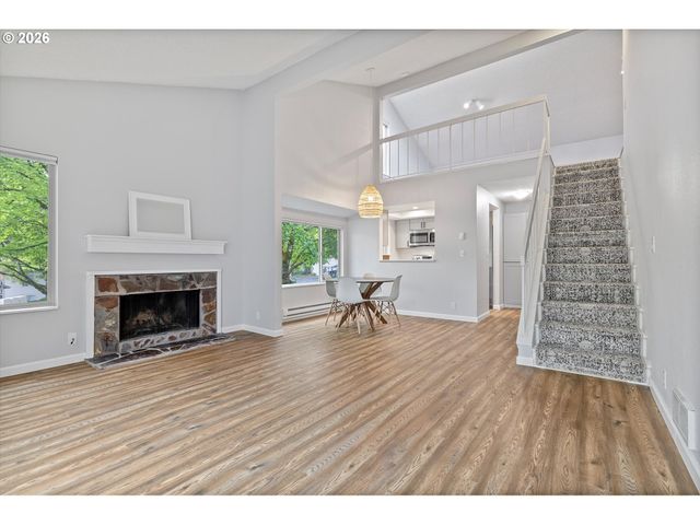 10356 Sw TRAPPER Ter, Beaverton, OR 97008