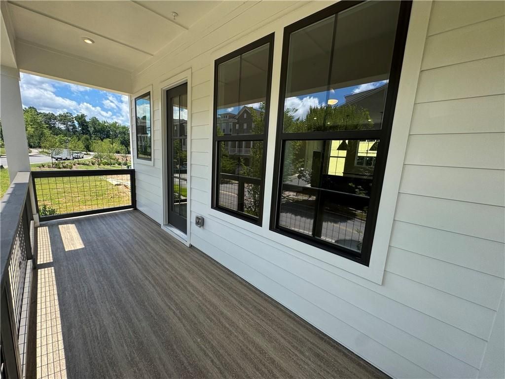 Image 10 of property listing at 440 Argosy Park Circle 16, Alpharetta, GA 30005