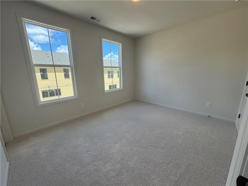 Image 15 of property listing at 440 Argosy Park Circle 16, Alpharetta, GA 30005