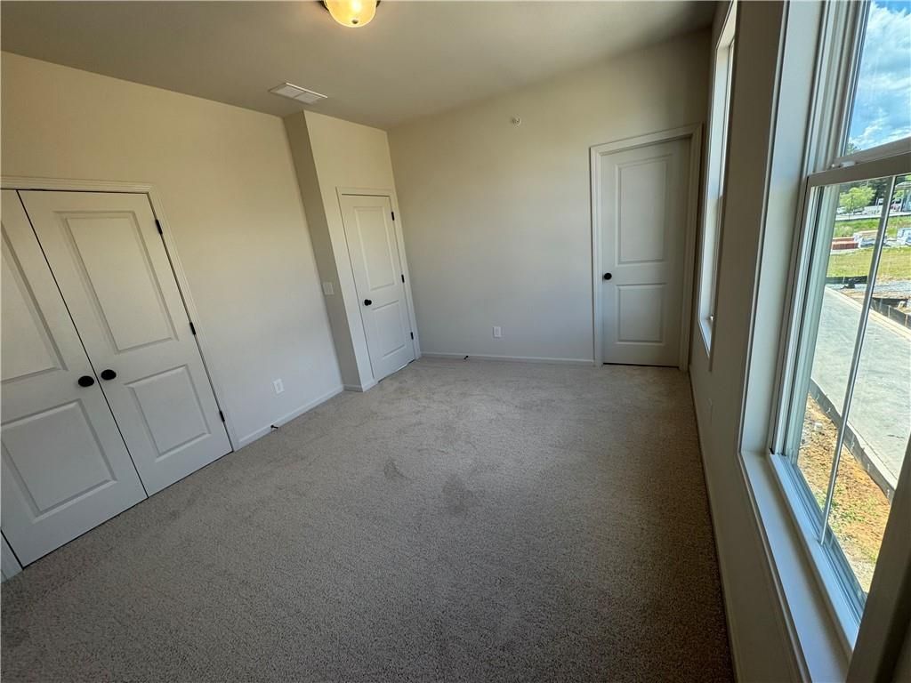 Image 17 of property listing at 440 Argosy Park Circle 16, Alpharetta, GA 30005