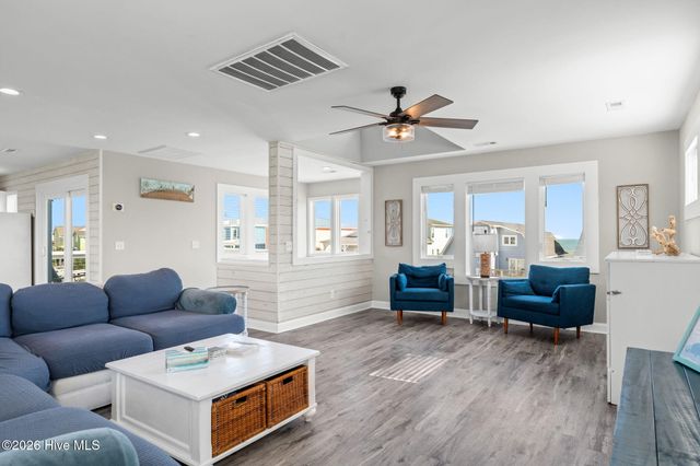 598 Ocean Boulevard W, Holden Beach, NC 28462