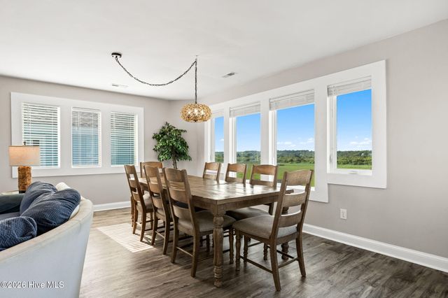 598 Ocean Boulevard W, Holden Beach, NC 28462